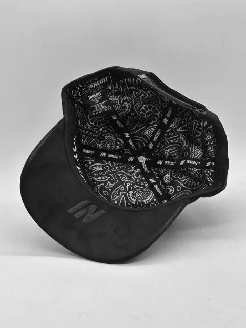 GORRA INNEDIT // CRISTALS BLACK?