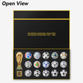 Colección completa de mini balones oficiales de la Copa Mundial de la FIFA 1970-2026 en caja de regalo de lujo con mini trofeo de la Copa Mundial.